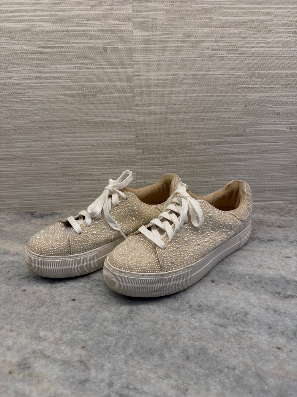 Betsy Johnson Pearl Sidny Sneakers